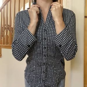 NEW YORK & COMPANY Size Small Dress Shirt